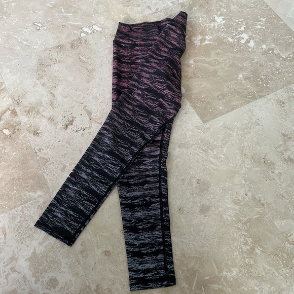 BNNW Training Leggings - Picture 3 of 5